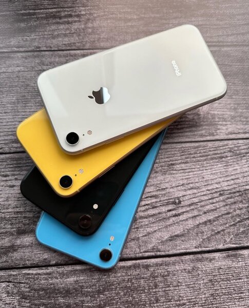 iPhone XR 64gig