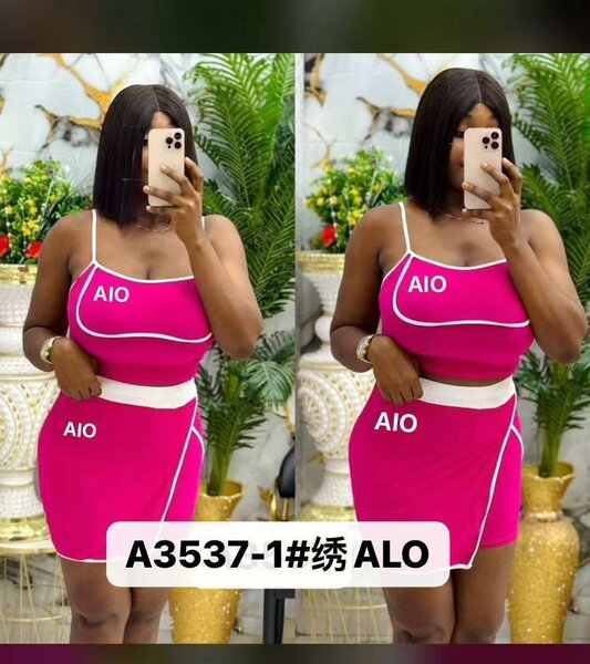 Robe moulante rose femme