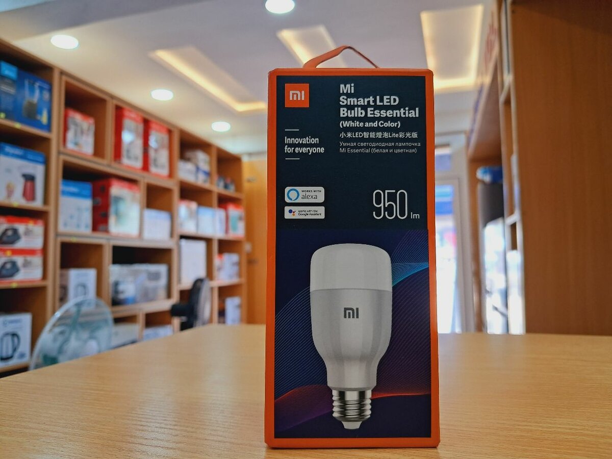 New Mi Smart LED bulb essential white and colour