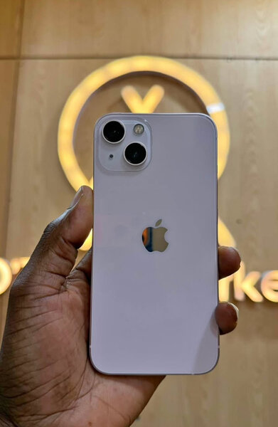 iPhone 13 Blanc Neuf