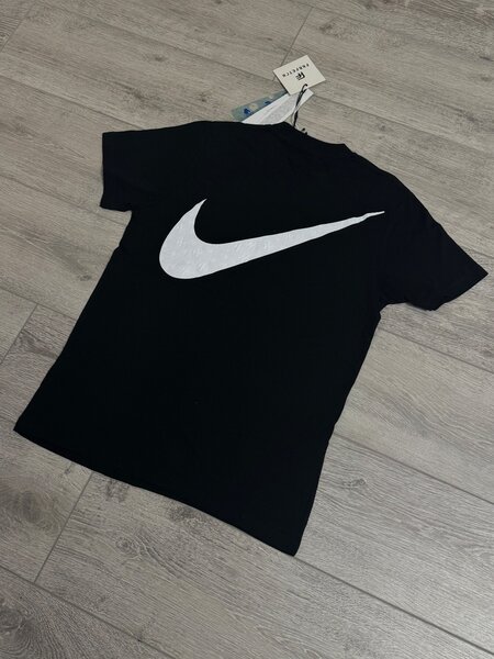 Футболка Nike