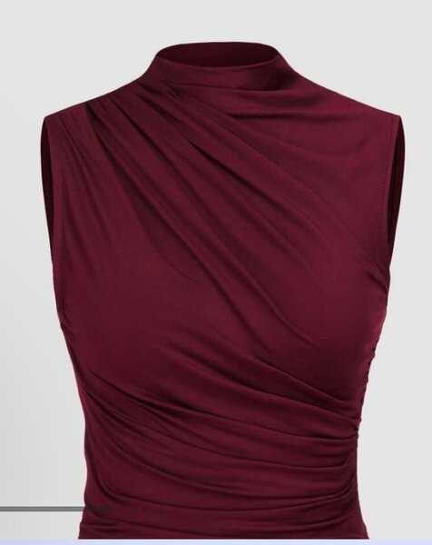 Haut sans manches drapé