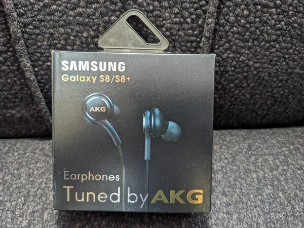 Brand New Wired Headsets