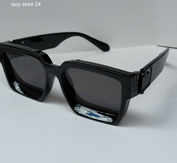 AUTHENTIC SUNGLASSES