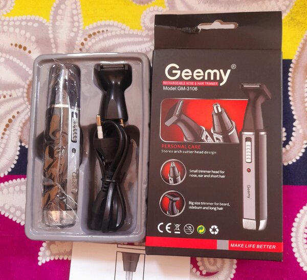 Rasoir électrique barbe et narines