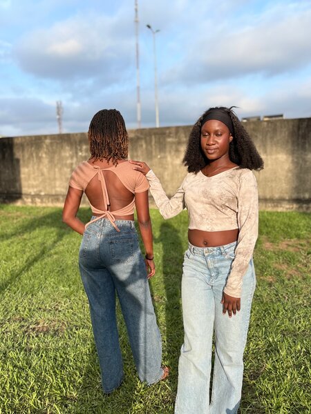 Trendy Backless Crop Tops