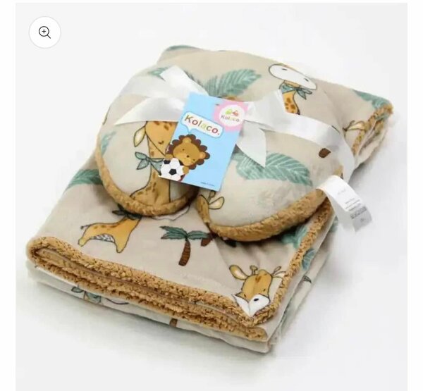 Cozy Polyester Fleece Neck Pillow and Plush Velvet Baby Blanket