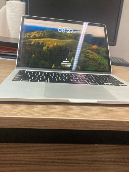 MacBook Pro 2019 8/256Gb