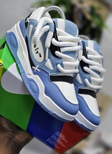 Chaussures de sport tendances