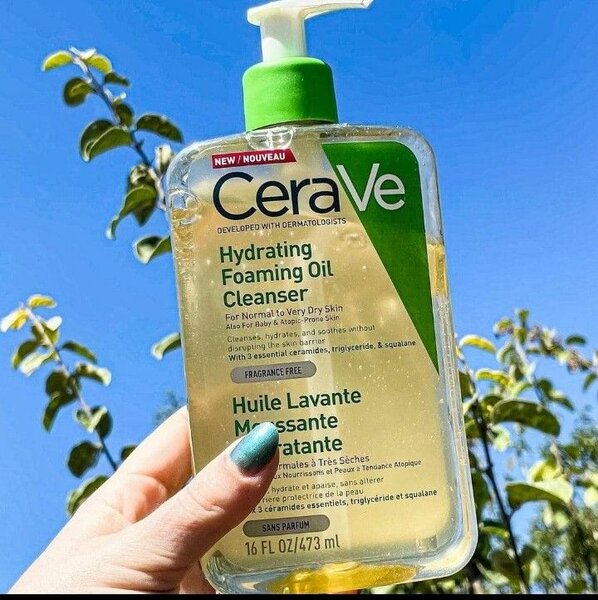 CeraVe  oil cleanser