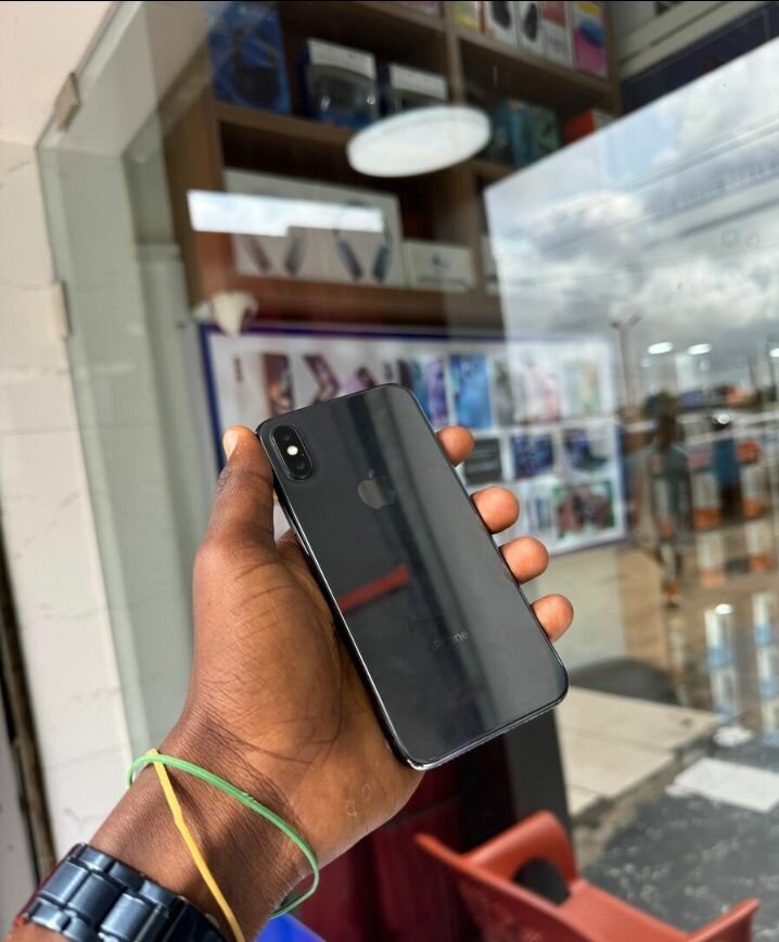 iPhone X Reconditionné 64GB