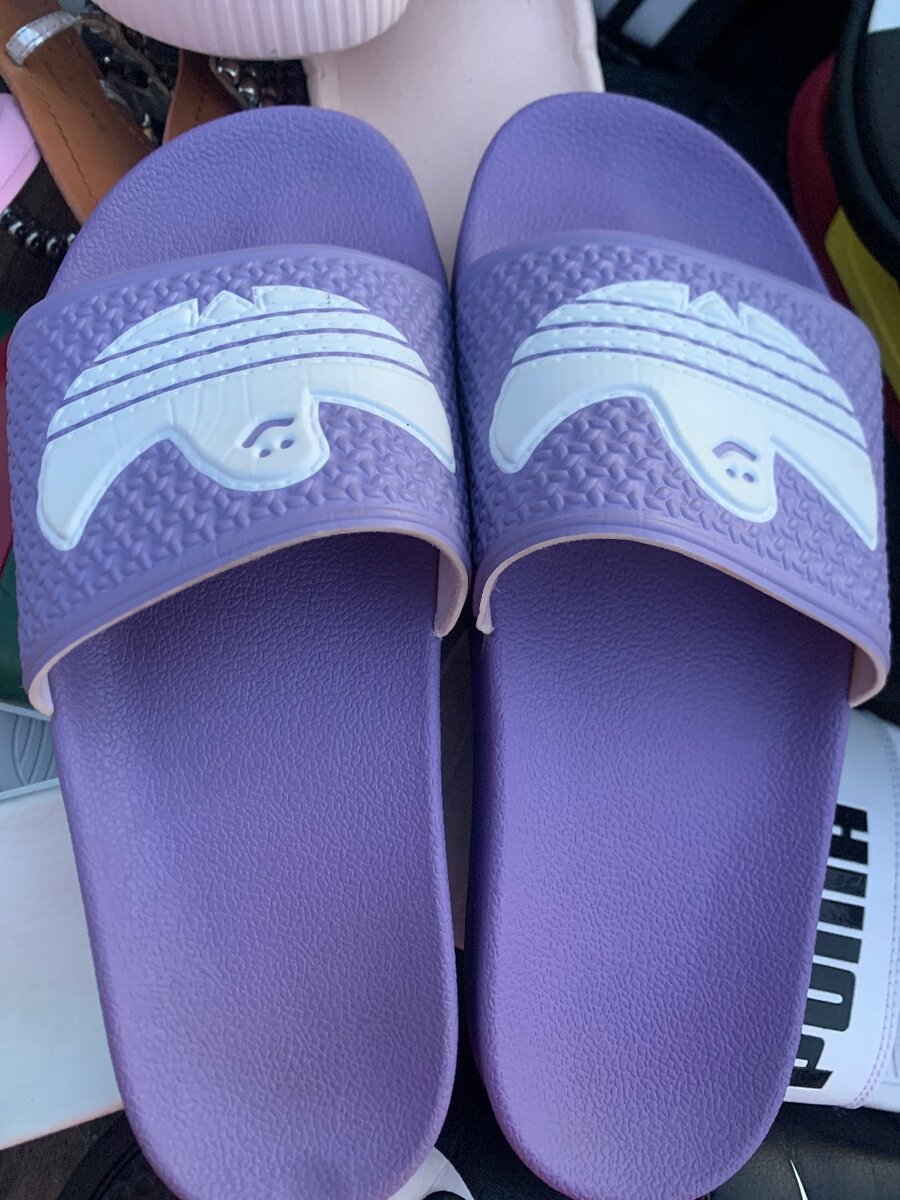 Adidas slide