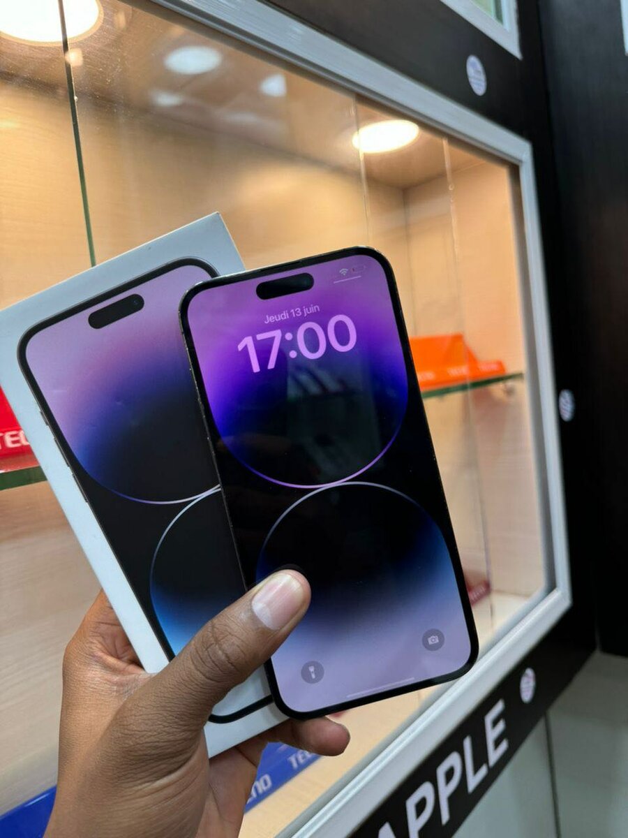 iPhone 14 pro max deuxième main propre