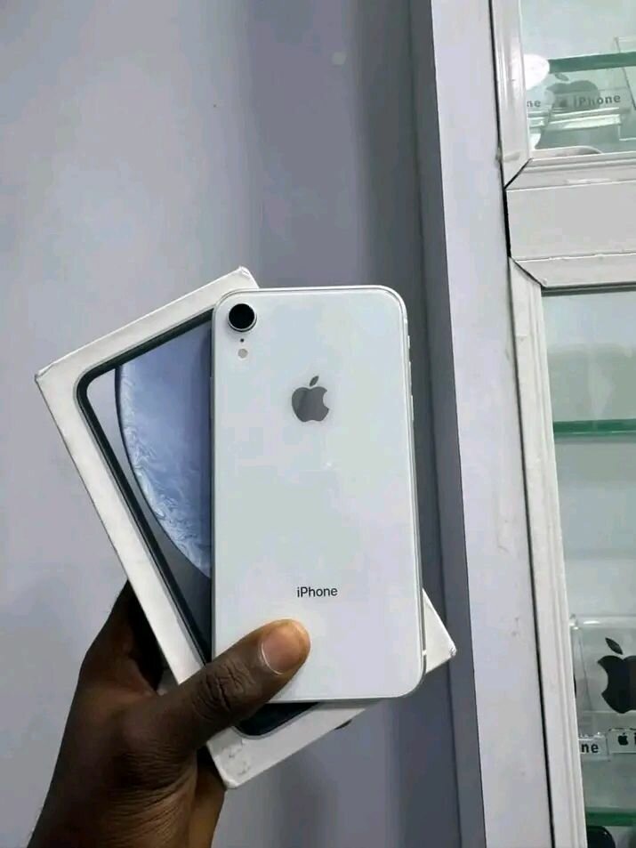 iPhone XR Blanc 64 Go