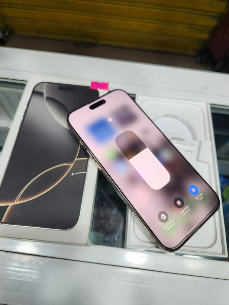 Iphone 16 pro max sans id