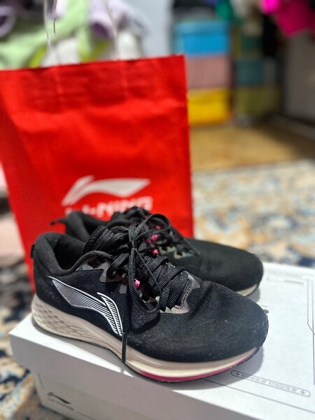 Кроссовки Lining