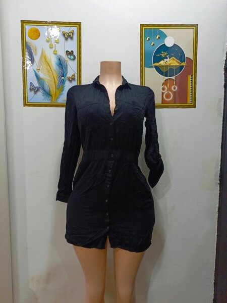 Robe chemise noire élégante
