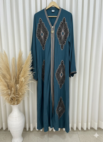 Abaya élégante brodée