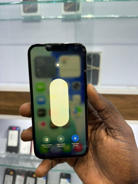 13pro 128g écran fissur