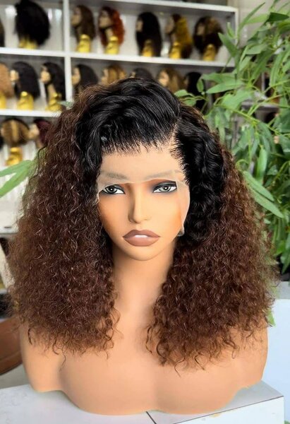 Perruque Lace Front Bouclée