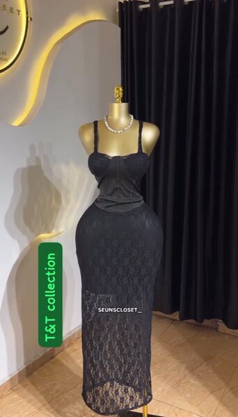 Robe élégante en dentelle noire