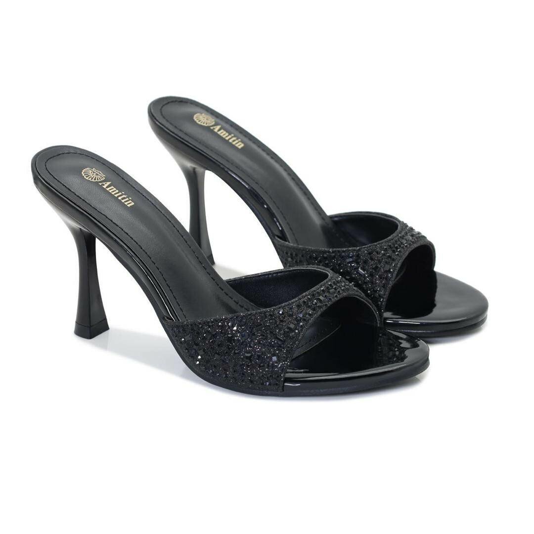 Sandales à talon noir élégantes