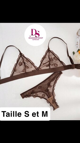 Ensemble lingerie en dentelle