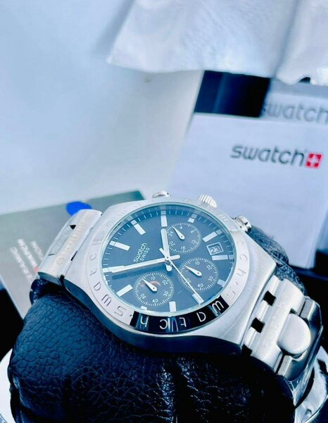Montre Chronographe Swatch Acier
