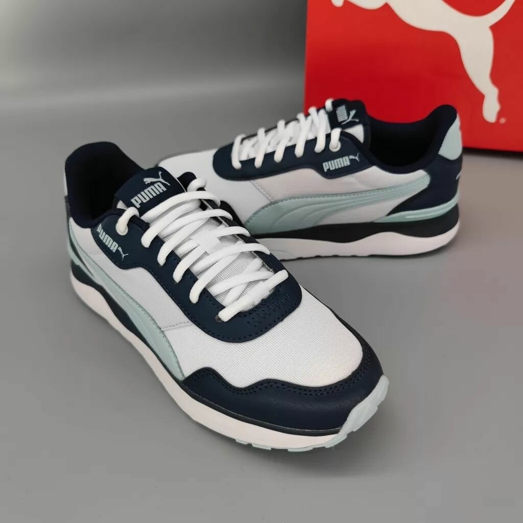 Кроссовки женские PUMA R78 Voyage