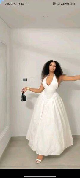 Robe de soirée élégante blanche