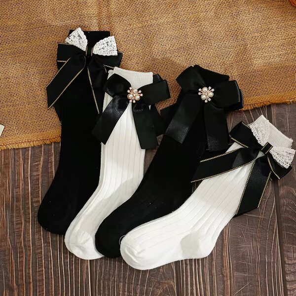 Chaussettes décoratives avec nœud