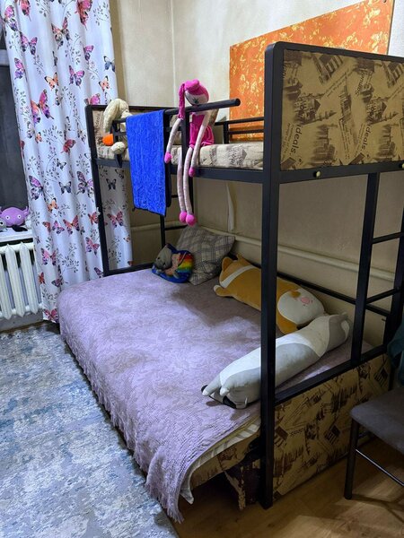 Двухъярусная кровать