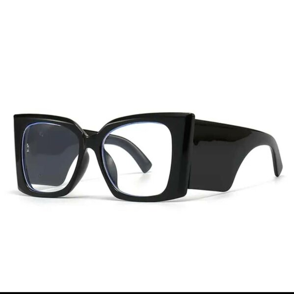 Lunettes carrées tendance noir