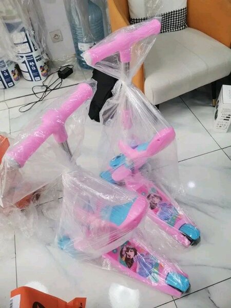 Trottinette Enfant Rose Lumineuse