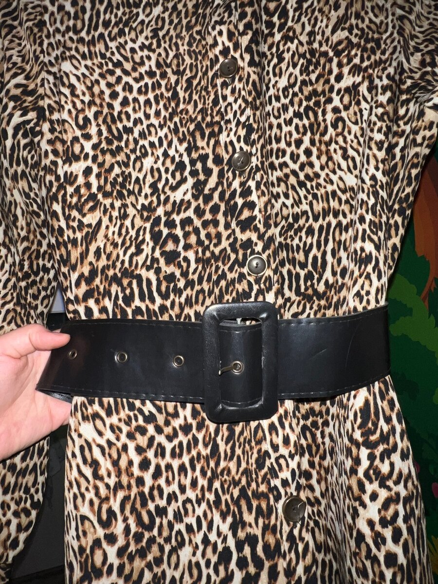 Платье из леопарда , не одевала так как был большой