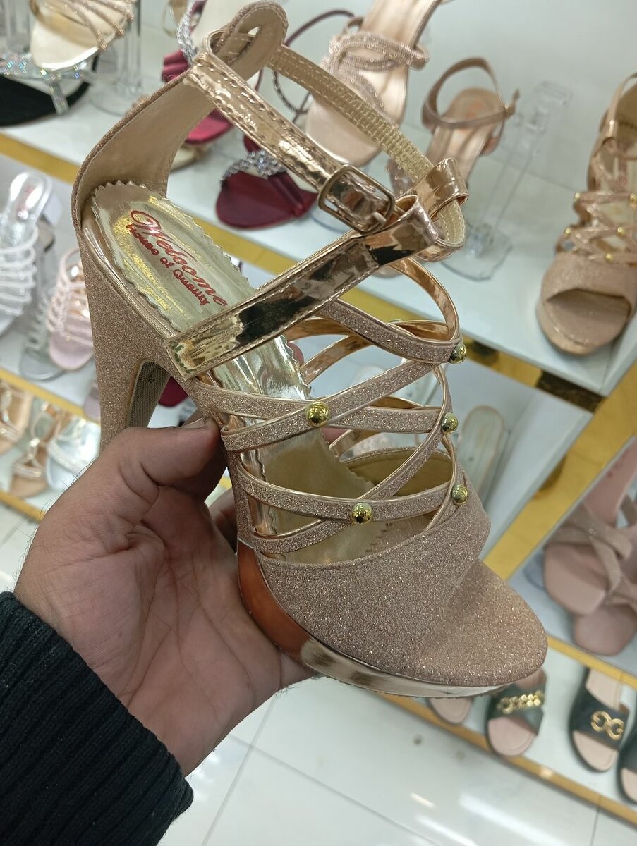 Heels sandal for fancy