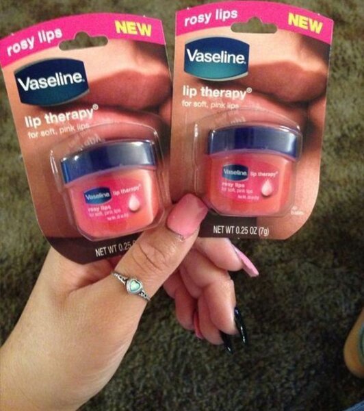 Lot de baumes à lèvres