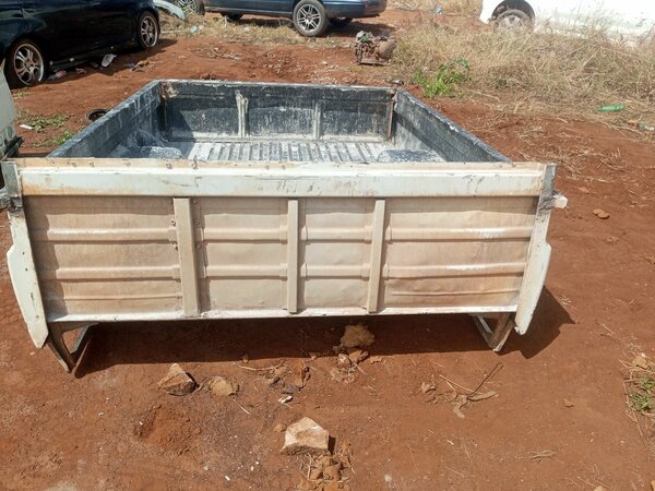 Land Cruiser 79 load bin