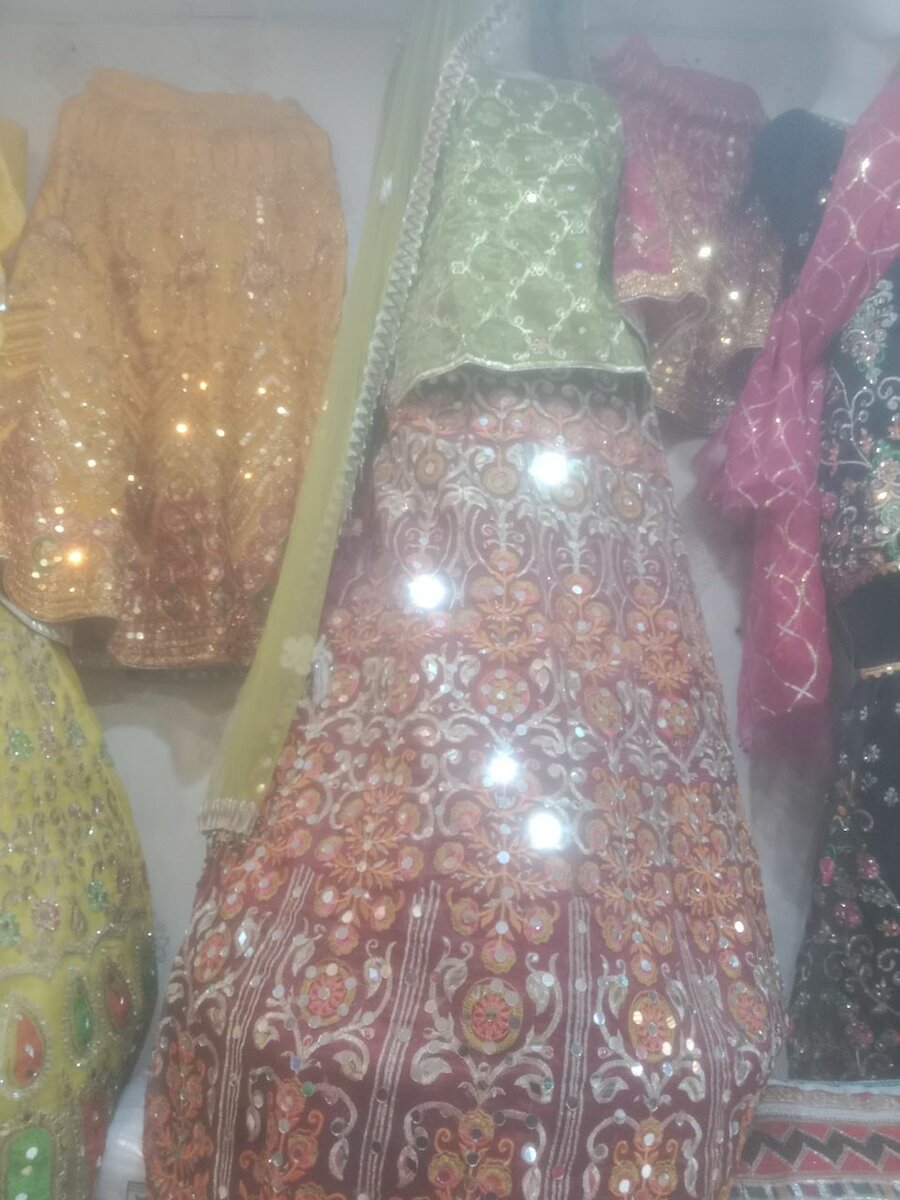 2 pic lehnga