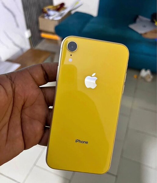iPhone XR Jaune Débloqué