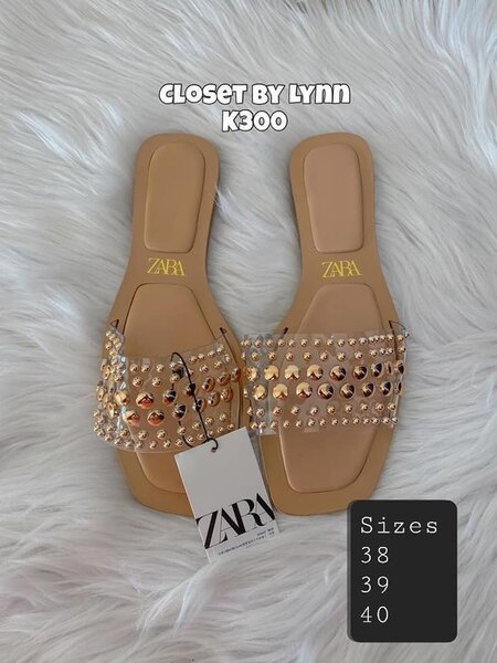 zara flip flops