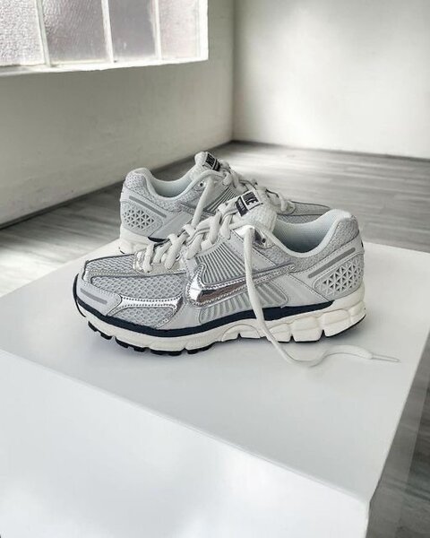Nike vomero 5 grise