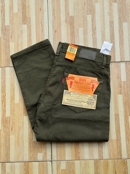 Jeans classiques pour hommes