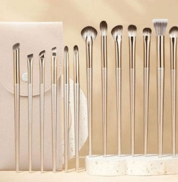 Maquillage de visage