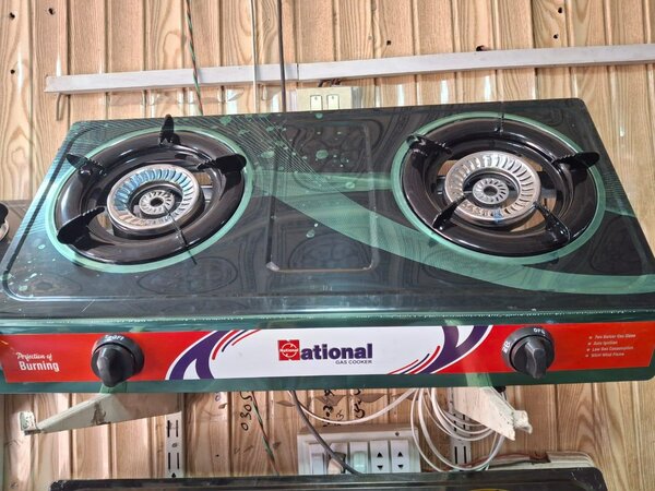 Kitchen gas stove