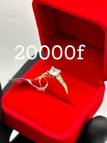 Bagues de fiançailles et mariage