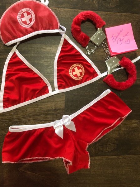 Ensemble lingerie rouge sexy pour femmes