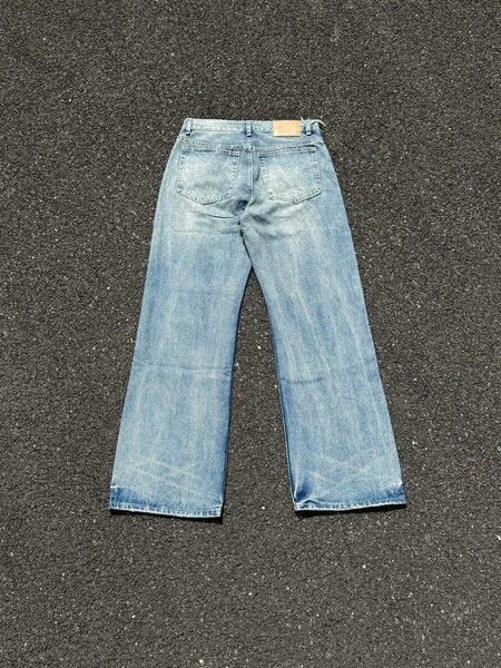 Jeans évasés tendance