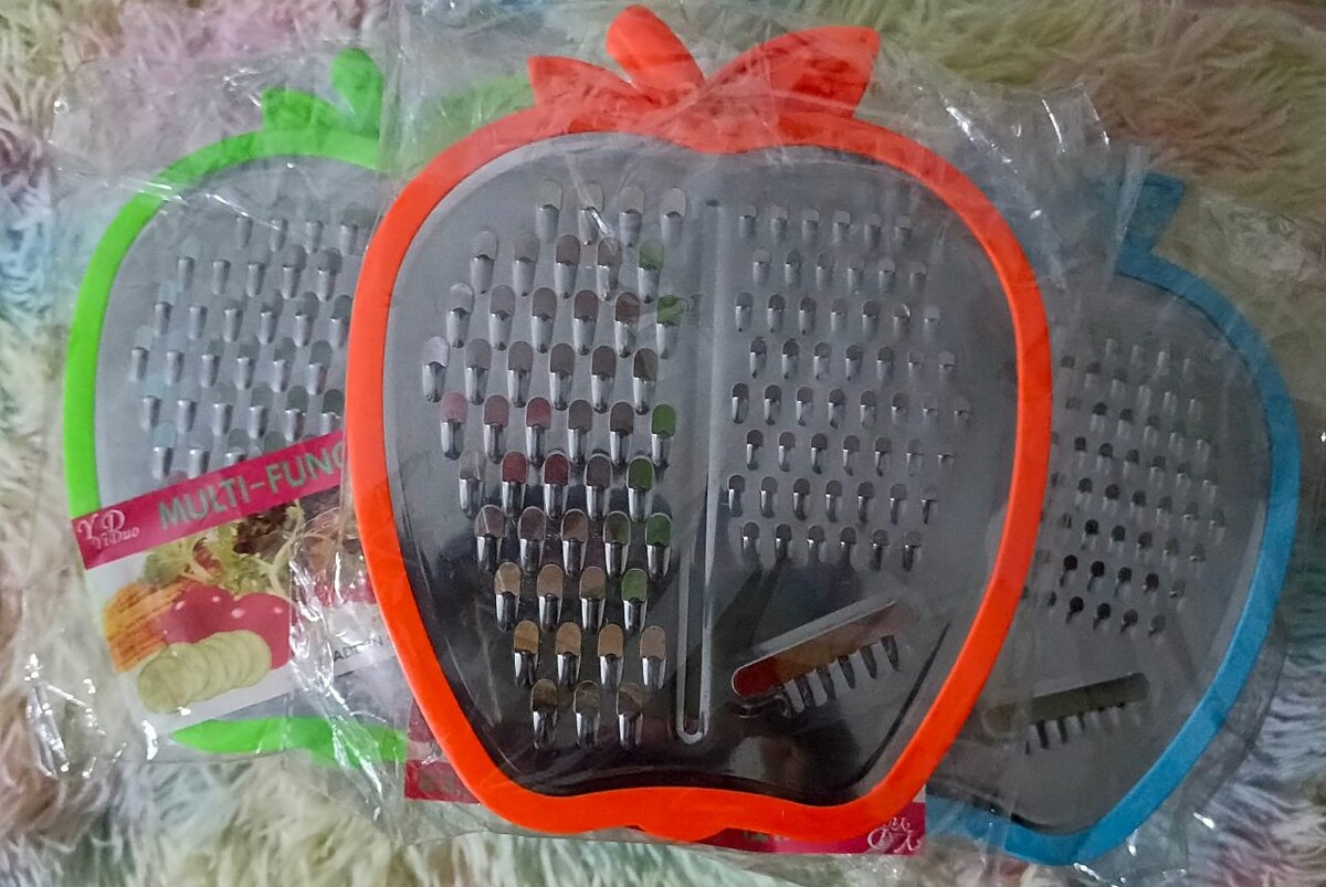 Râpe de cuisine pomme colorée