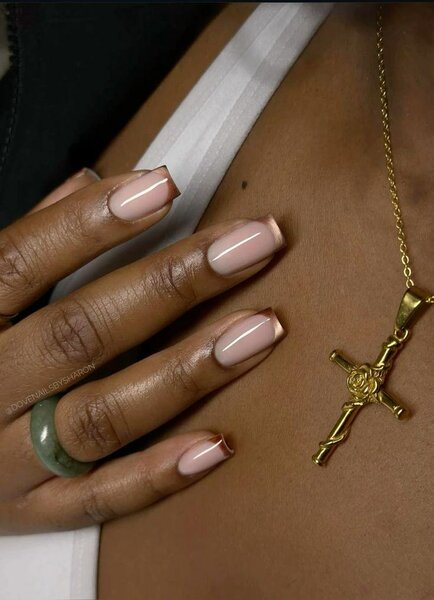 Press on nails rose dorée